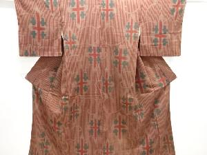 大正ロマン　十字絣に唐草模様着物